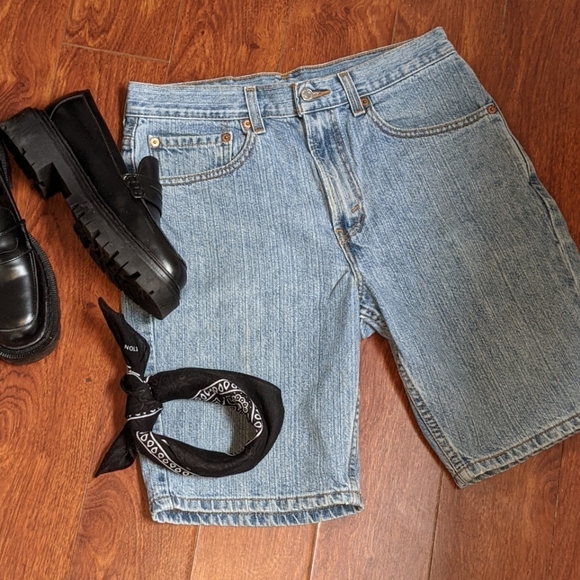 🤠Vintage 505 levis denim shorts🤠 - Picture 5 of 6